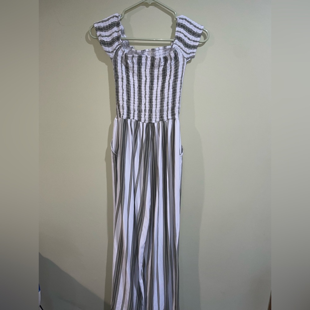 Justify White and Gray Striped Top